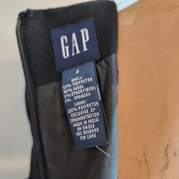 GAP Embroidered Wool Shift Dress - Picture 6 of 8